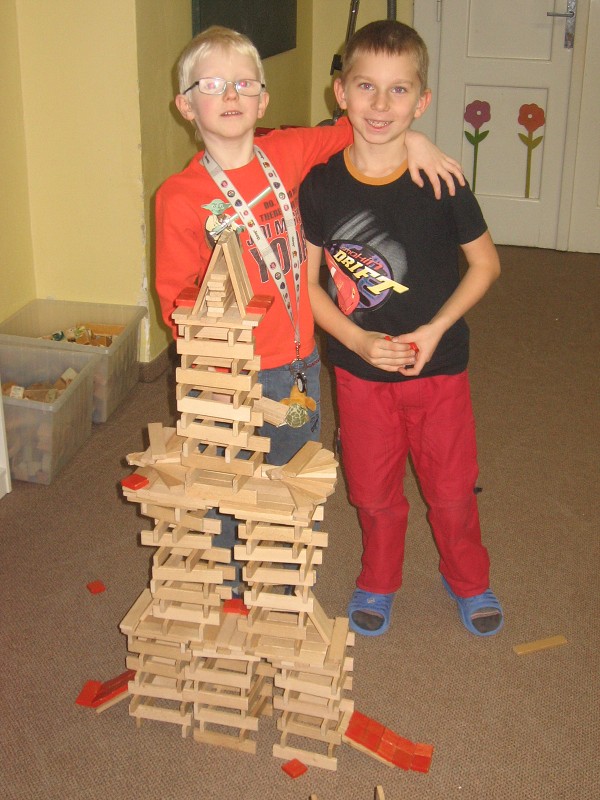 img00004.jpg